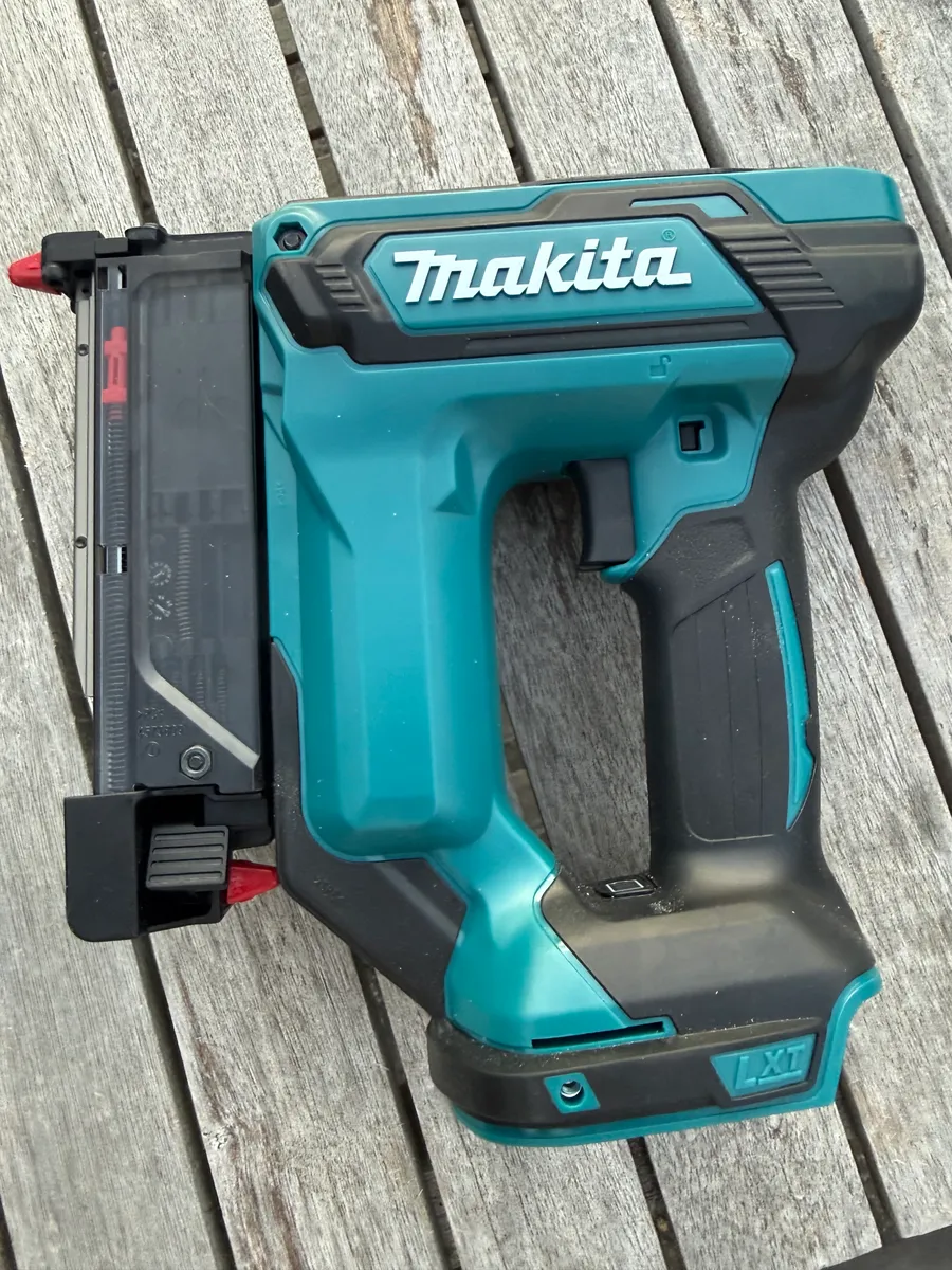 Makita stiftepistol — billede 1 af 3