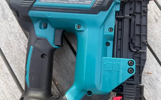 Makita stiftepistol — billede 2 af 3
