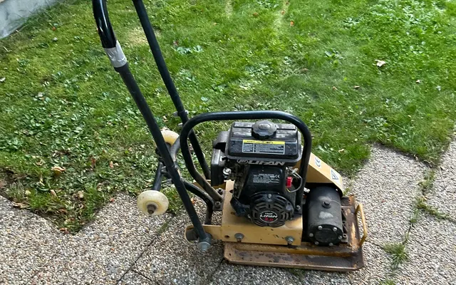 Pladevibrator