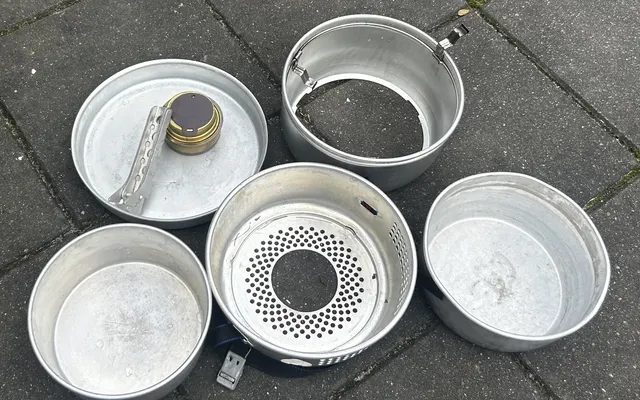 Trangia stormkøkken med gryder og spritbrænder