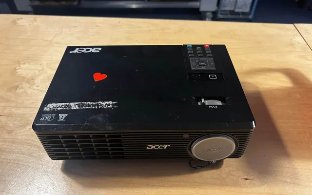 Videoprojektor - Acer X1161